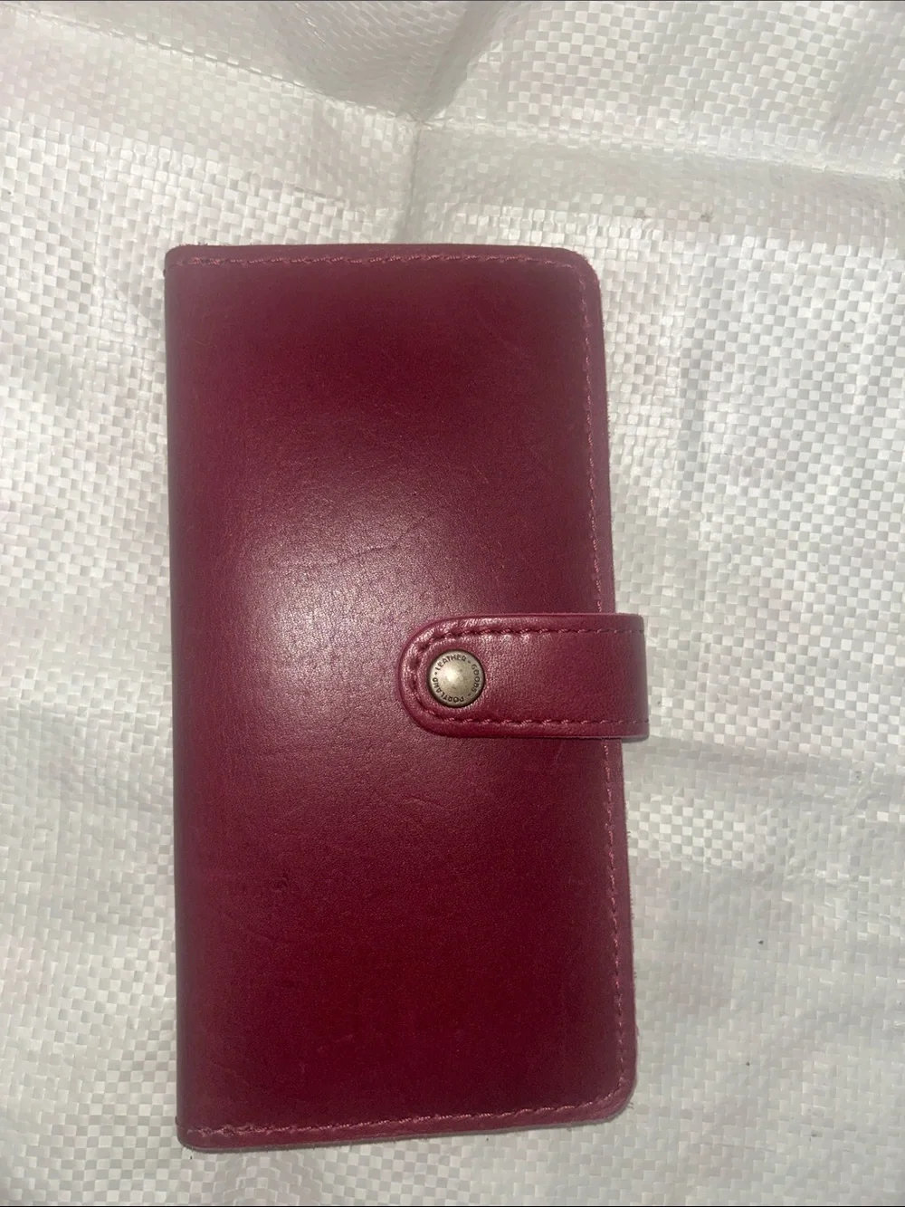 Portland leather goods wallet magenta